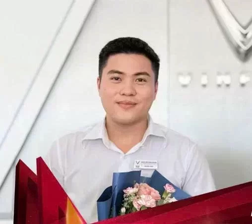 Nhân viên tư vấn VinFast tại An Giang